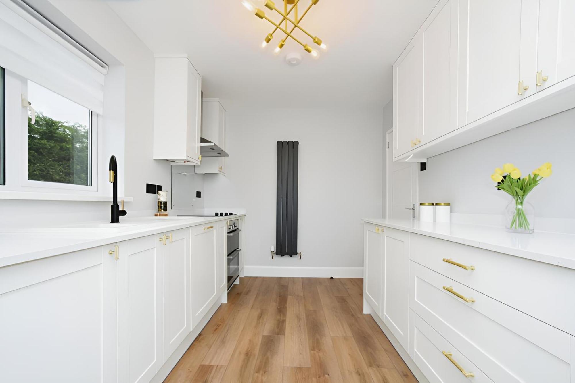 Beautiful 5 Bedroom Bungalow, Sleeps 7, In 칼른 외부 사진