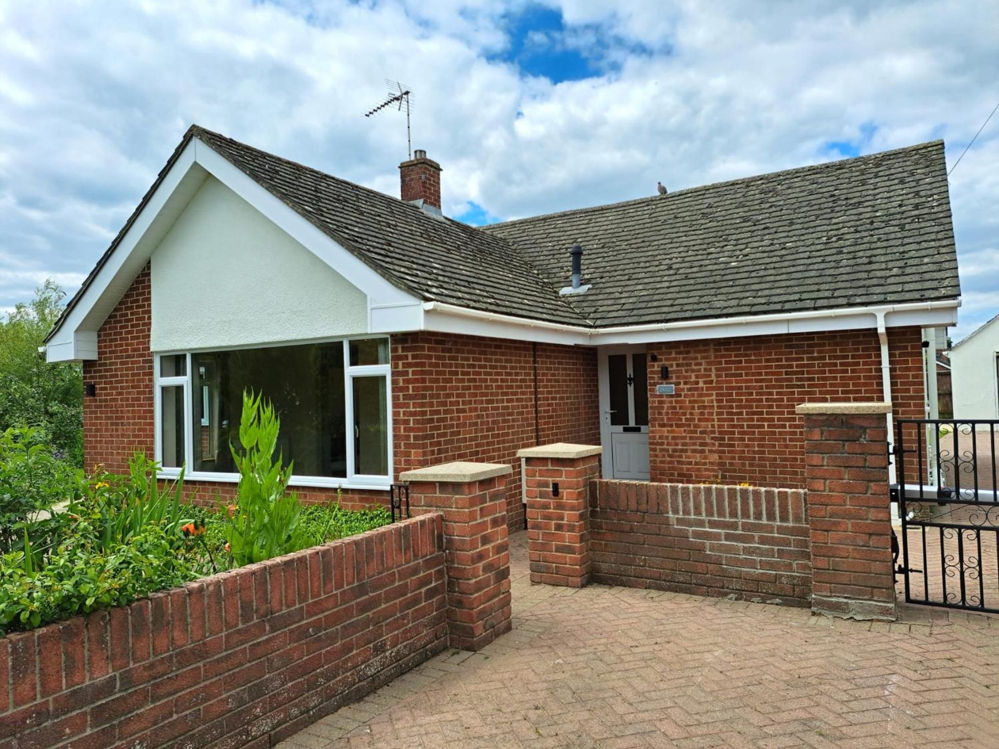 Beautiful 5 Bedroom Bungalow, Sleeps 7, In 칼른 외부 사진